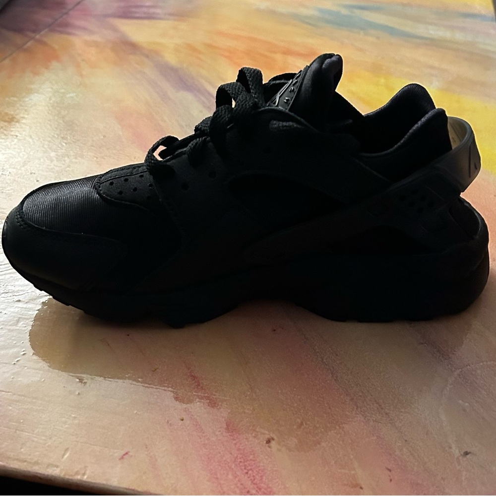Nike Air Huarache Casual Shoes - Picture 14 of 14